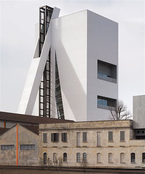 bagni fondazione prada|fondazione prada torre.